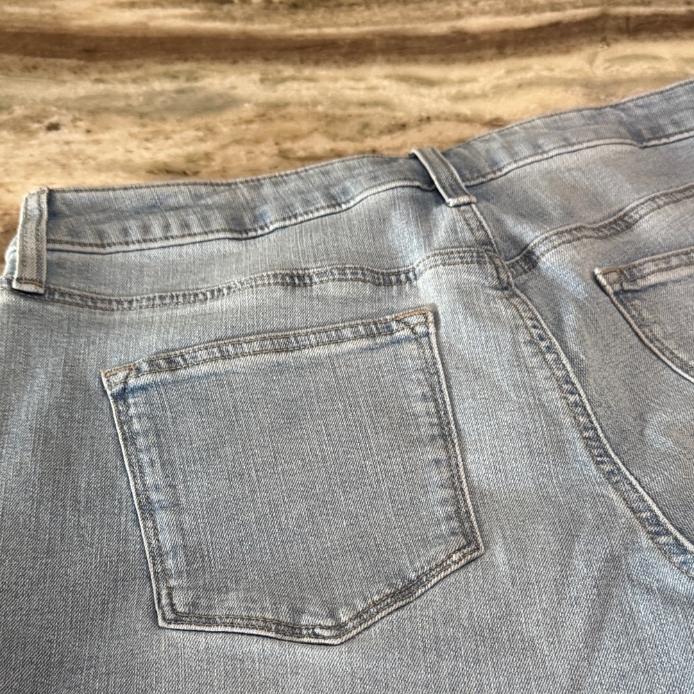 Sonoma Light Blue Rolled-Hem Denim Shorts - Picture 5 of 6